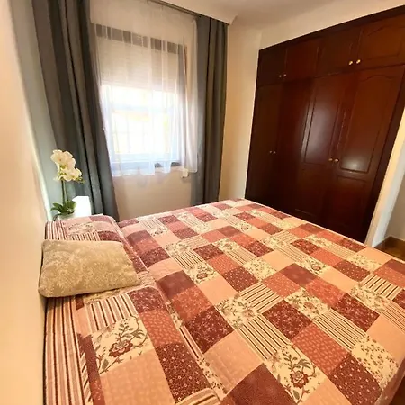 Adeje Galeon Отель